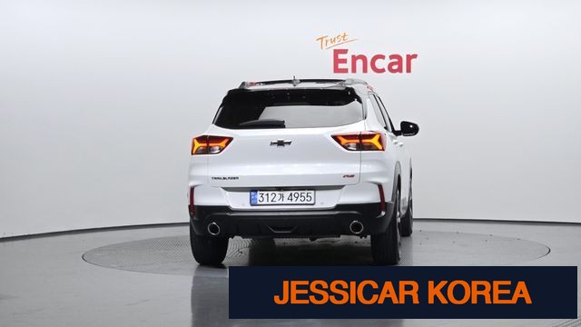 2021 Chevrolet Trailblazer - Thumbnail 4