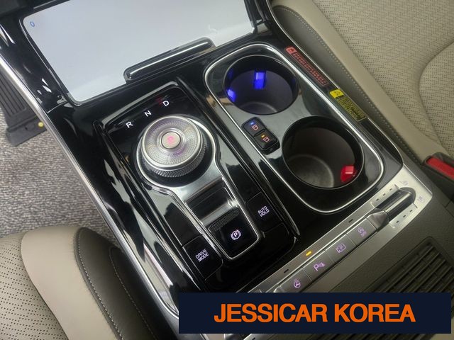 2021 Kia Carnival 4th Gen - Thumbnail 2