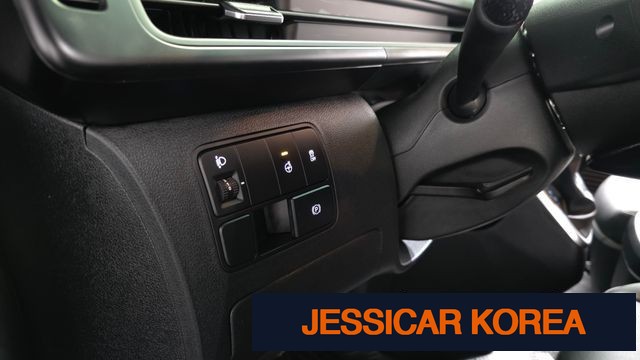 2025 Hyundai Staria - Thumbnail 14