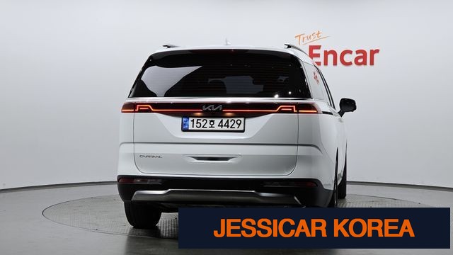 2023 Kia Carnival 4th Gen - Thumbnail 4