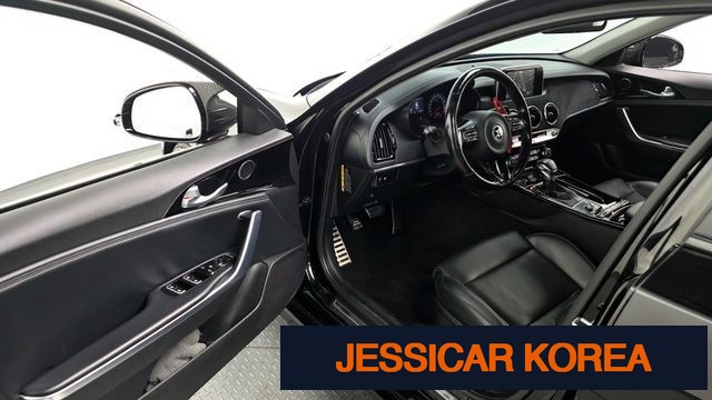 2018 Kia Stinger - Thumbnail 3