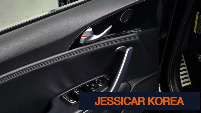 2018 Kia Stinger - Thumbnail 15