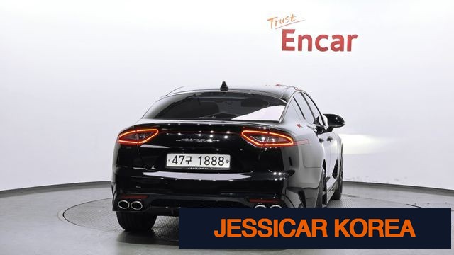 2018 Kia Stinger - Thumbnail 18