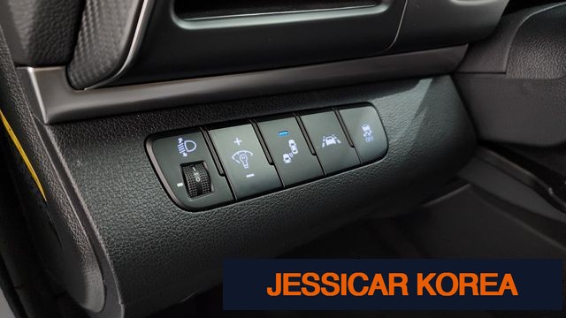 2020 Hyundai The New Avante AD - Thumbnail 4