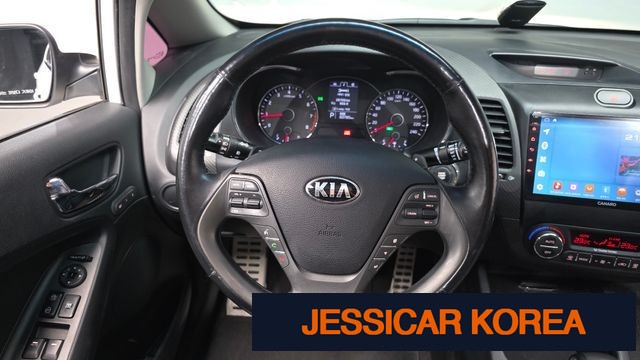 2013 Kia K3 - Thumbnail 6