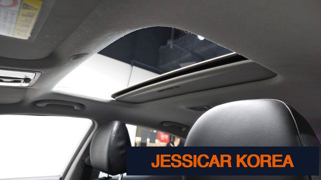 2013 Kia K3 - Thumbnail 12