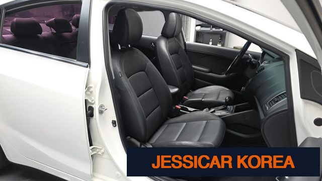 2013 Kia K3 - Thumbnail 16