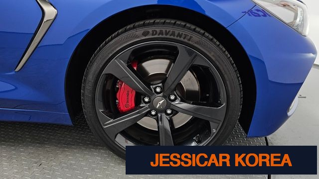 2020 Genesis G70 - Thumbnail 6
