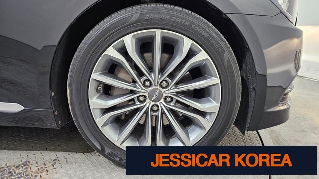 2016 Hyundai Genesis DH - Thumbnail 13