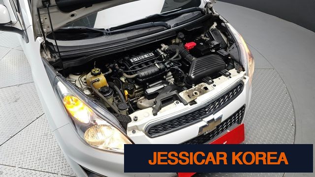 2014 Chevrolet Spark - Thumbnail 17