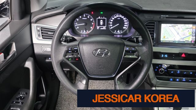 2015 Hyundai LF Sonata - Thumbnail 3