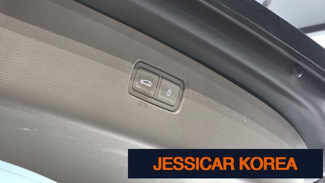2023 Genesis GV80 - Thumbnail 20