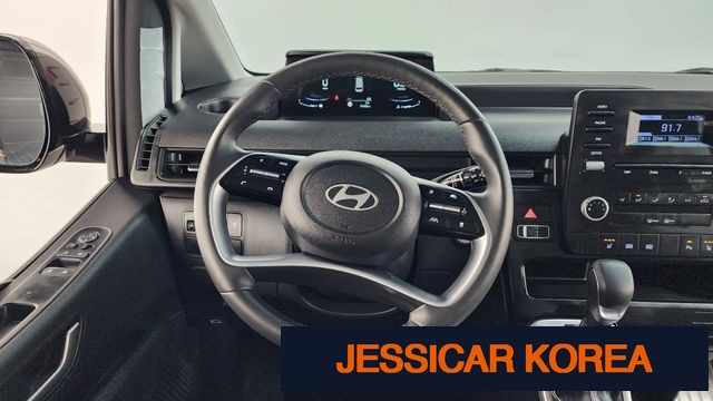 2025 Hyundai Staria - Thumbnail 13