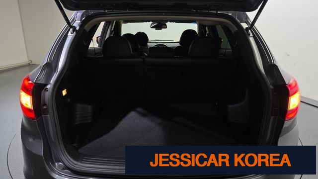2014 Hyundai new tucson ix - Thumbnail 16