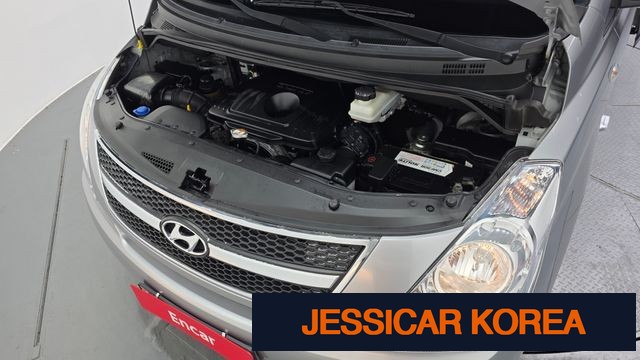 2014 Hyundai Grand Starex - Thumbnail 6
