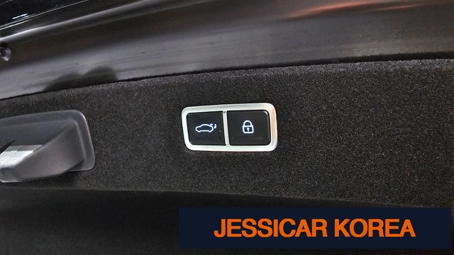 2023 Genesis G90 (RS4) - Thumbnail 6