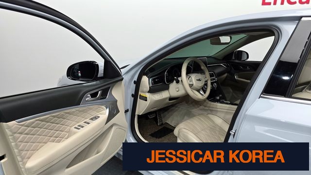 2019 Genesis G70 - Thumbnail 2