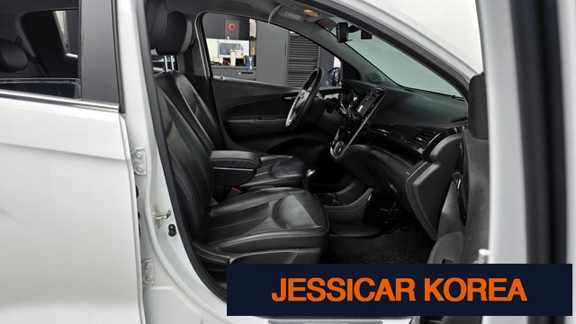 2016 Chevrolet The Next Spark - Thumbnail 3