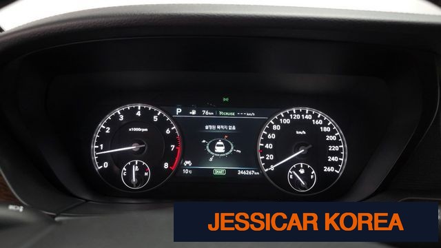 2016 Genesis EQ900 - Thumbnail 5