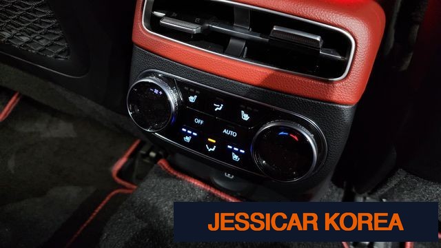 2022 Genesis GV70 - Thumbnail 2