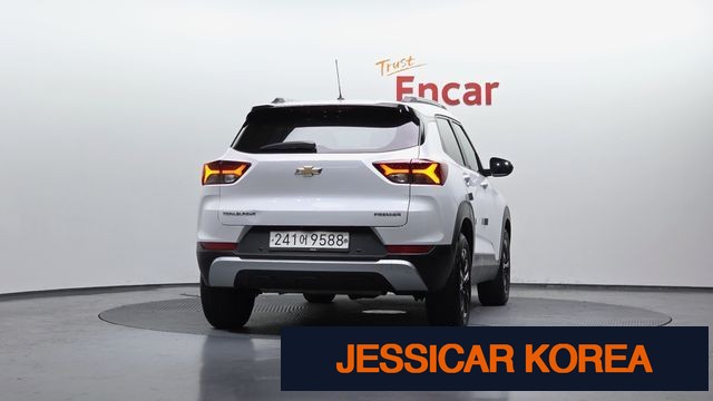 2021 Chevrolet Trailblazer - Thumbnail 11