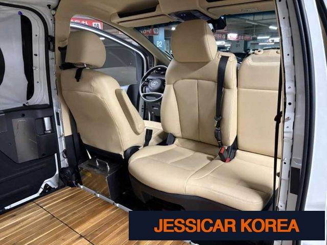 2022 Hyundai Staria - Thumbnail 7