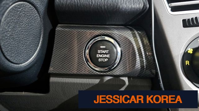2015 KG Mobility Korando Turismo - Thumbnail 8