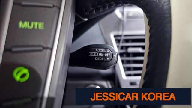 2015 KG Mobility Korando Turismo - Thumbnail 9