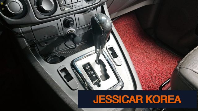 2015 KG Mobility Korando Turismo - Thumbnail 12