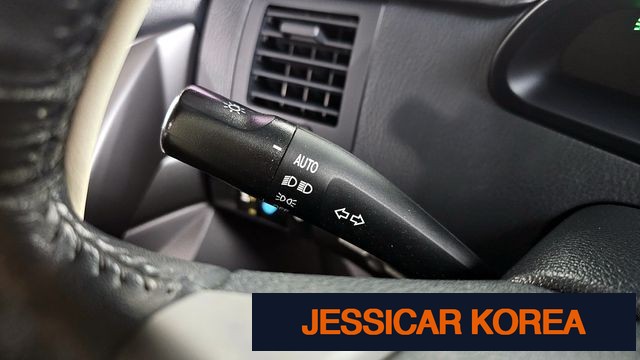 2015 KG Mobility Korando Turismo - Thumbnail 16