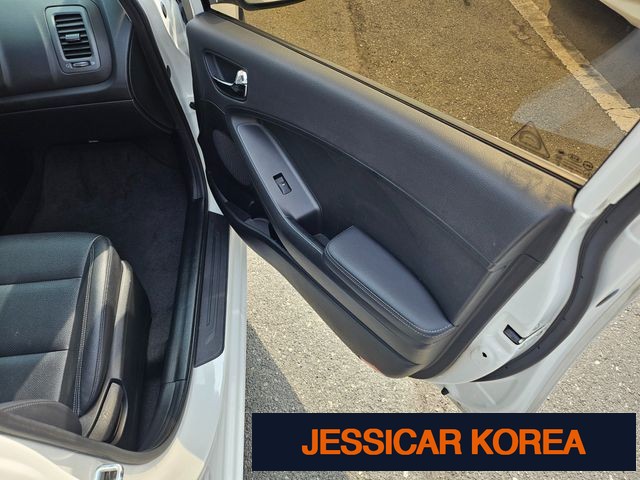 2015 Kia K3 - Thumbnail 20