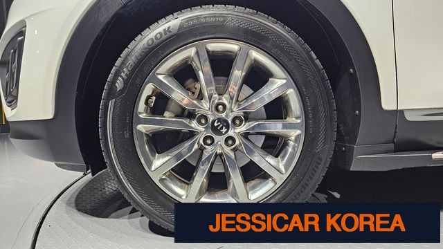 2015 Kia All New Sorento - Thumbnail 17