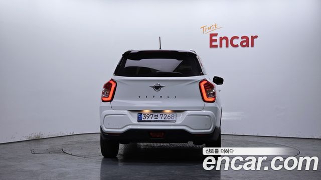 2022 KG Mobility 티볼리 에어 - Thumbnail 17