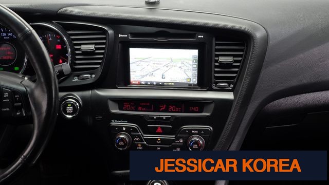 2013 Kia K5 - Thumbnail 9