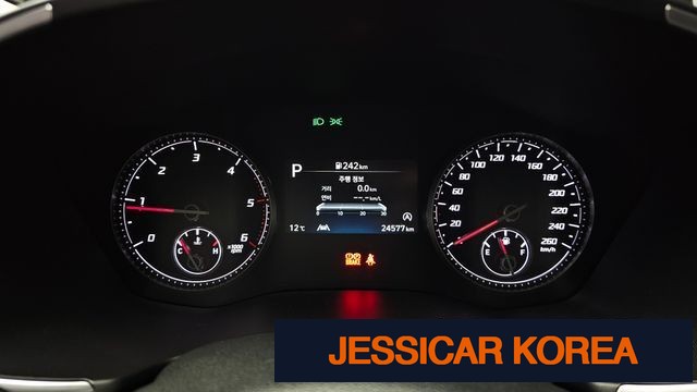 2021 Hyundai The New Santa Fe - Thumbnail 8
