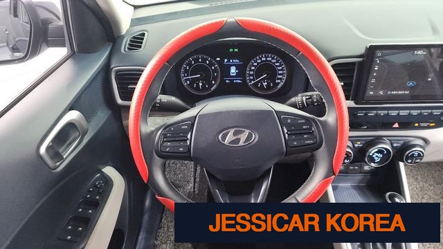 2022 Hyundai Venue - Thumbnail 4