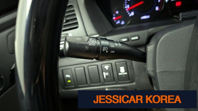 2010 Kia Opirus Premium - Thumbnail 18