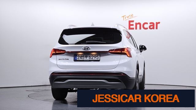 2023 Hyundai The New Santa Fe - Thumbnail 3
