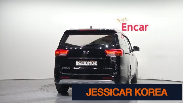 2017 Kia All New Carnival - Thumbnail 2