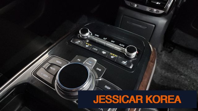 2018 Genesis EQ900 - Thumbnail 19