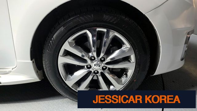 2017 Kia All New Carnival - Thumbnail 18