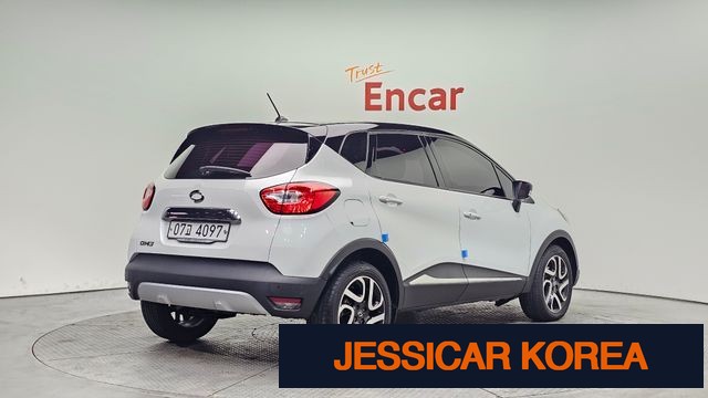 2017 Renault Korea QM3 - Thumbnail 13