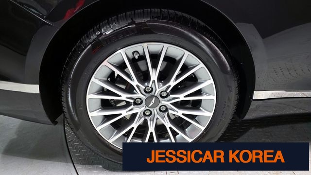 2021 Genesis G80 (RG3) - Thumbnail 2