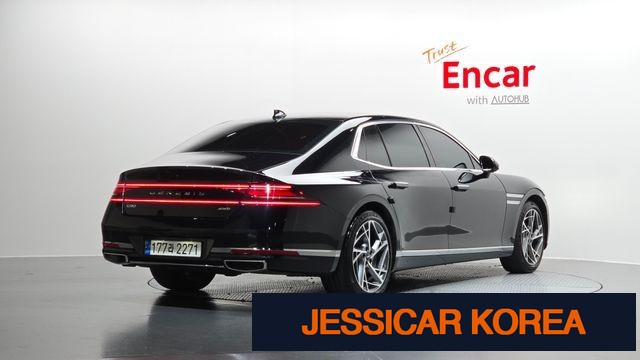 2022 Genesis G90 (RS4) - Thumbnail 2