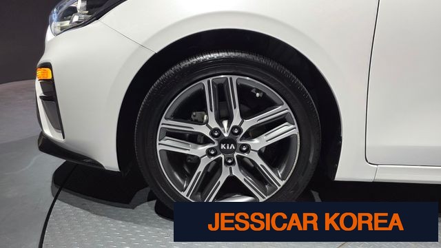 2021 Kia All new K3 - Thumbnail 9