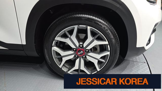 2021 Kia Seltos - Thumbnail 7