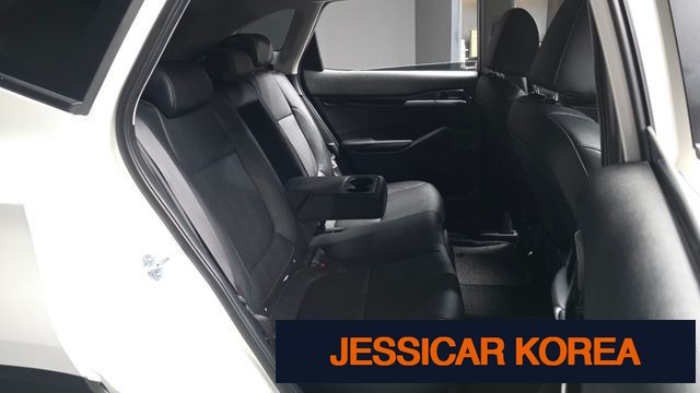2021 Kia Seltos - Thumbnail 9