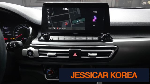2021 Kia Seltos - Thumbnail 13