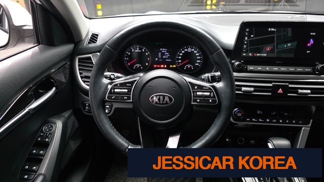 2021 Kia Seltos - Thumbnail 17