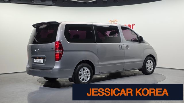 2014 Hyundai Grand Starex - Thumbnail 15
